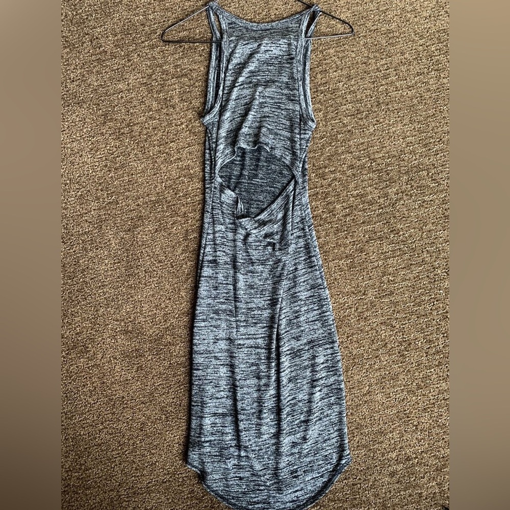 EUC Aritzia Wilfred Free Yasmin Dress Open Back Heathered Grey Size Medium - Picture 4 of 5